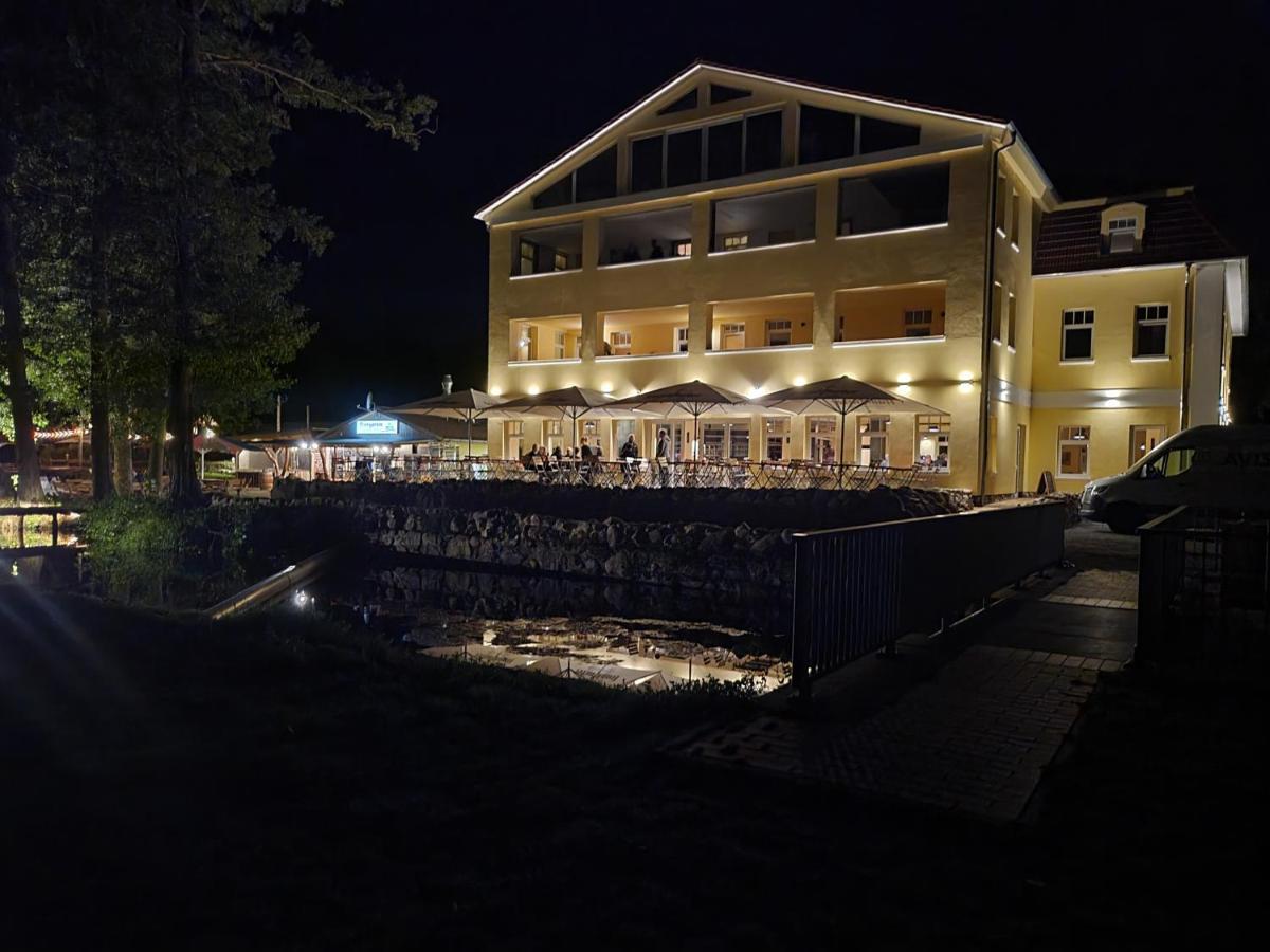 Hotel & Ferienpark Fleether Muehle Mirow Ngoại thất bức ảnh